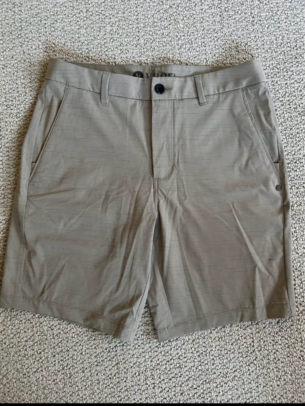 Vuori Men’s Striped Hybrid Shorts Size 30